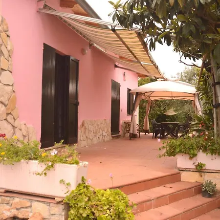 Lazzarettohouse Bed & Breakfast *