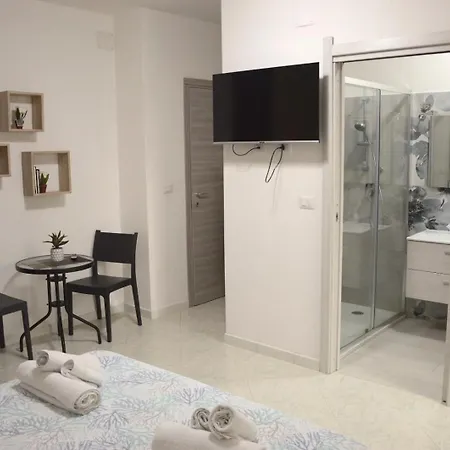 Lazzarettohouse 3*
